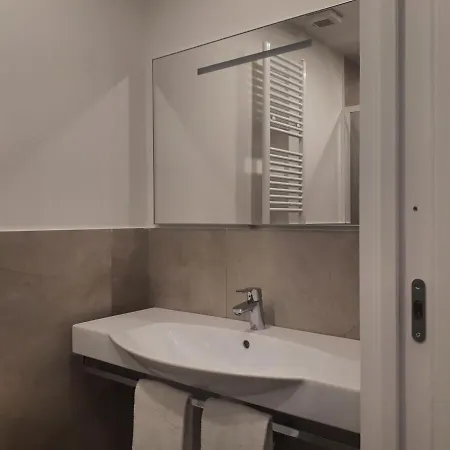 Smart Sei Chiese - Twa Apartment *