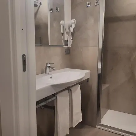 Smart Sei Chiese - Twa Apartment Bologna